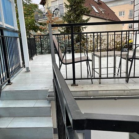 Schoenes Gemuetlicher Zimmer In Zentrum Rüsselsheim Exterior foto