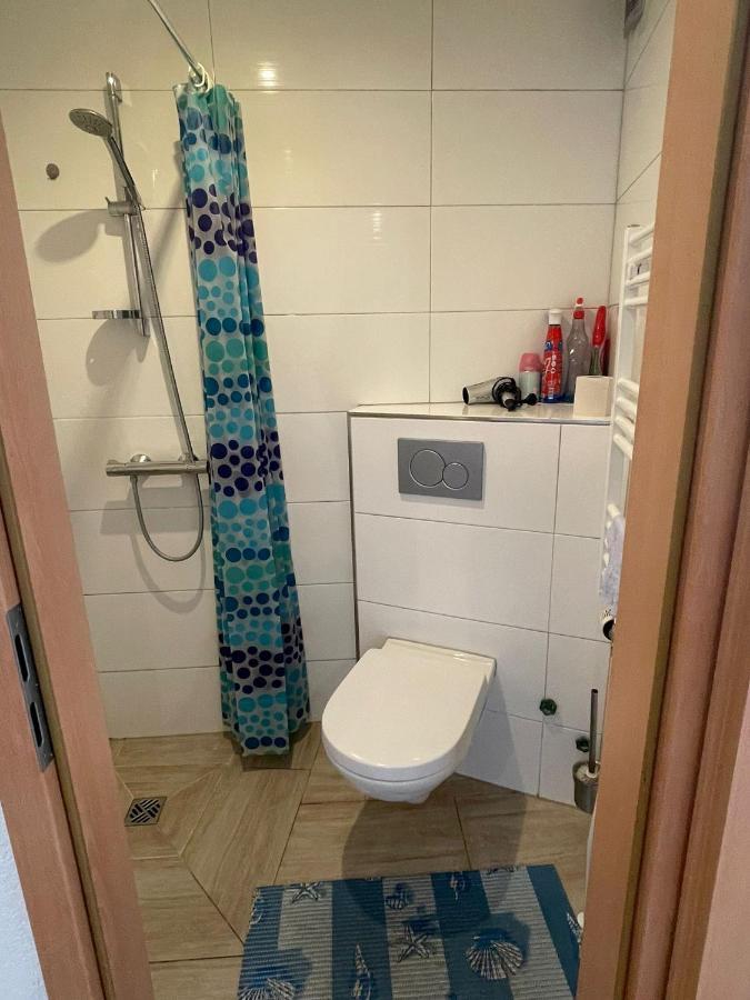 Schoenes Gemuetlicher Zimmer In Zentrum Rüsselsheim Exterior foto